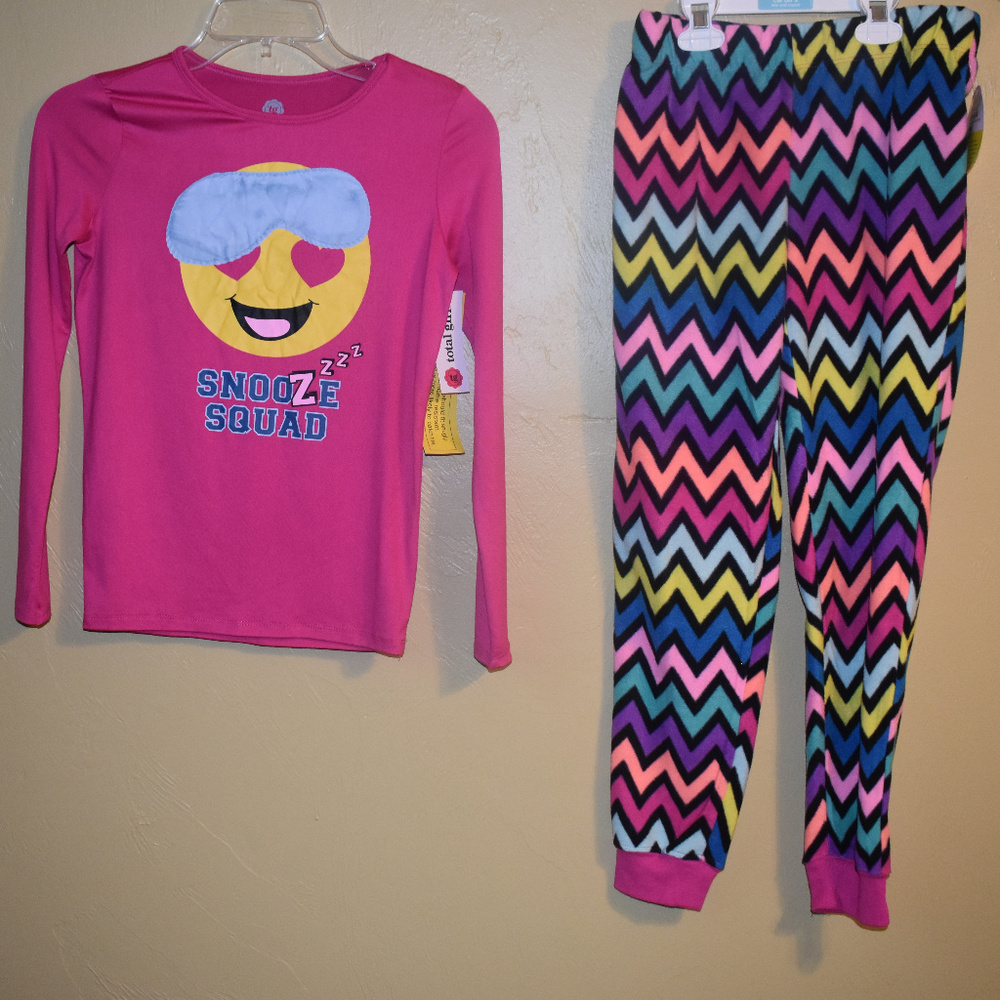 Total Girl Girl's Pajama Set